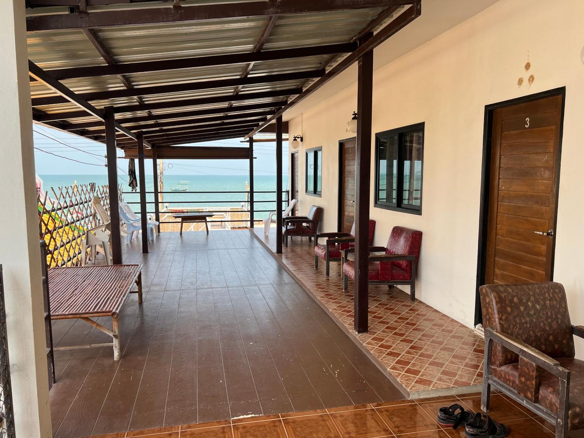 Grandmabalcony Bed & Breakfast Prachuap Khiri Khan Exterior foto